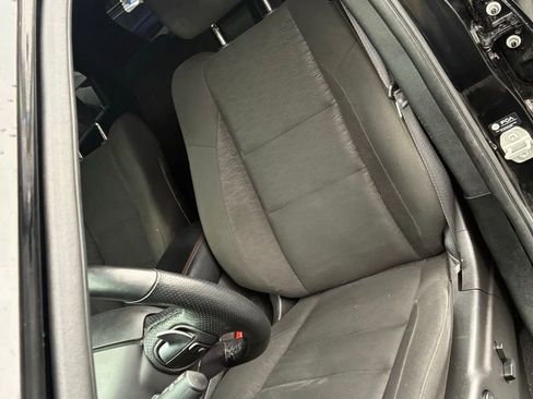 Used 2024 Dodge Durango GT AWD/4WD image 18