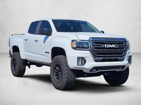Used 2022 GMC Canyon AT4 w/ Driver Alert Package AWD/4WD image 3