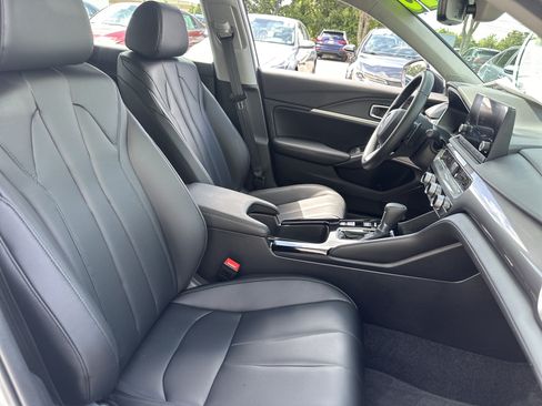 Used 2025 Acura Integra FWD image 13