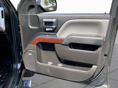 Used 2018 GMC Sierra 1500 SLT w/ SLT Premium Package AWD/4WD image 22