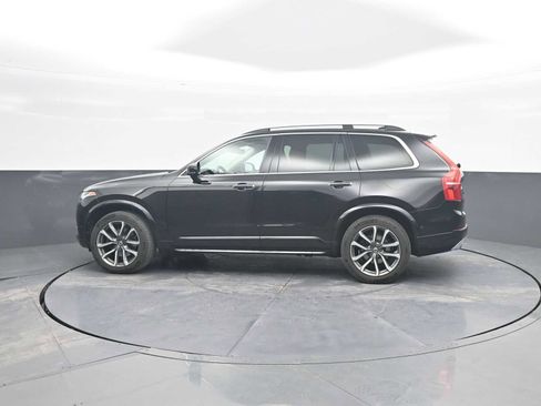 Used 2018 Volvo XC90 T6 Momentum w/ Convenience Package image 5