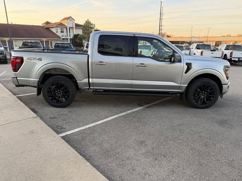 New 2025 Ford F150 XLT w/ Equipment Group 302A MID image 7