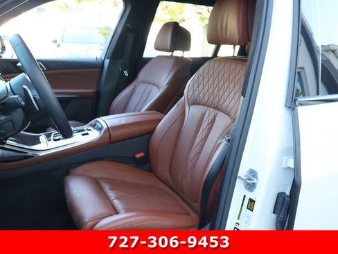 Used 2026 BMW X7 M60i AWD/4WD image 2