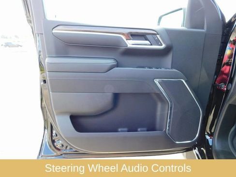 Used 2025 Chevrolet Silverado 1500 LT w/ Convenience Package II image 13