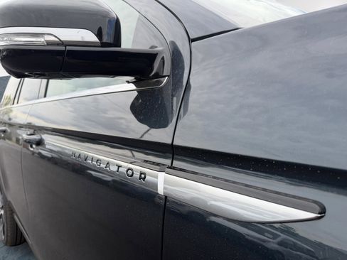 New 2026 Lincoln Navigator L Reserve AWD/4WD image 10
