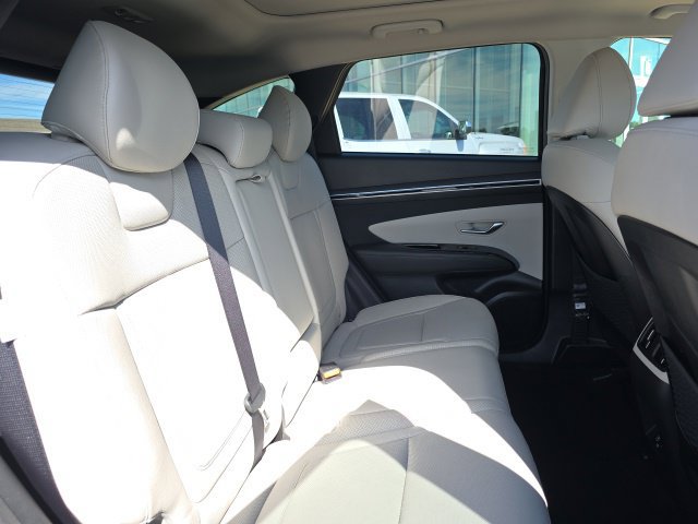 Certified 2024 Hyundai Tucson Limited FWD image 8