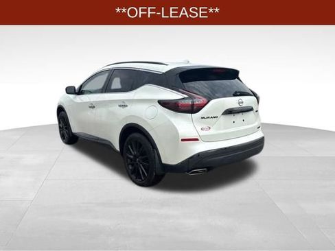 Used 2023 Nissan Murano SV w/ SV Midnight Edition Package image 5