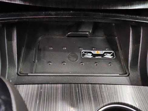 Used 2019 Chevrolet Impala Premier w/ Premier Confidence Package FWD image 19