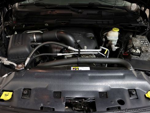 Used 2017 RAM 1500 Rebel w/ Luxury Group image 34