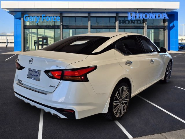 Used 2023 Nissan Altima 2.5 SL AWD/4WD image 2