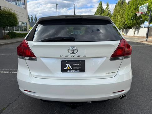 Used 2014 Toyota Venza LE w/ LE Convenience Package AWD/4WD image 9