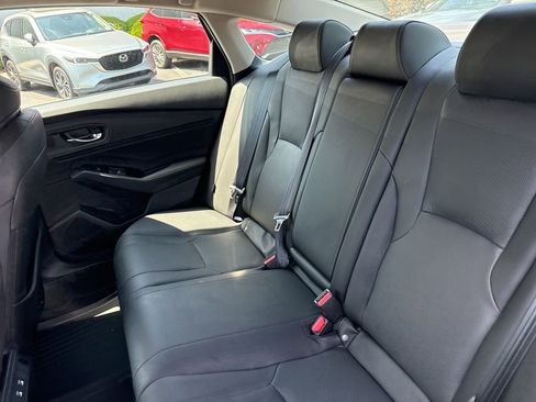 Used 2024 Honda Accord Touring image 11