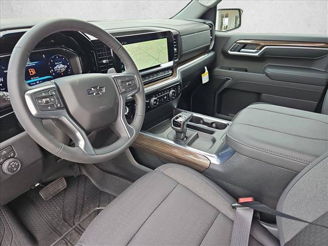 New 2026 Chevrolet Silverado 1500 RST w/ Dark Appearance Package AWD/4WD image 3
