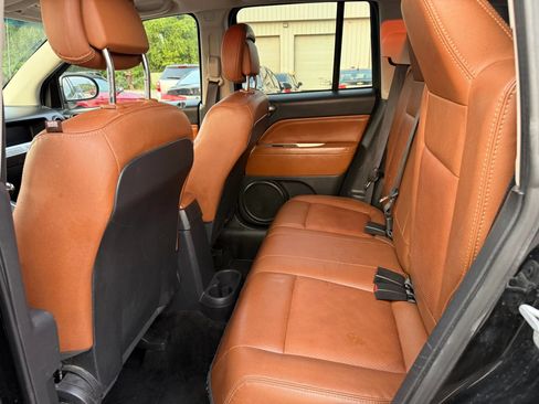 Used 2016 Jeep Compass High Altitude AWD/4WD image 21