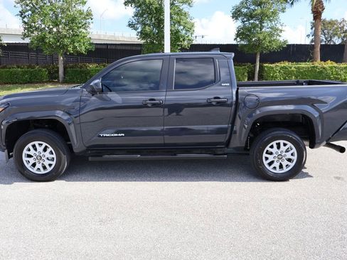 Used 2024 Toyota Tacoma SR5 image 12