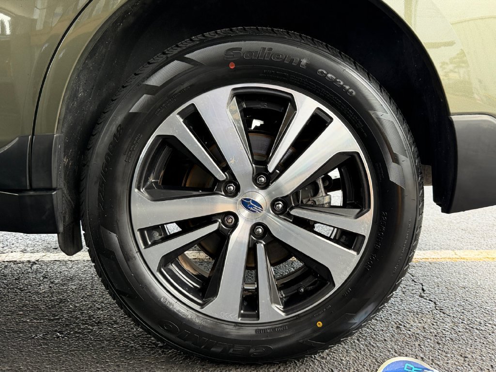 Used 2018 Subaru Outback 2.5i Limited AWD/4WD image 45