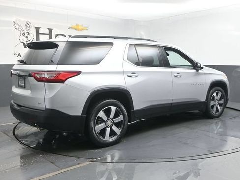 Used 2020 Chevrolet Traverse LT w/ LT Premium Package FWD image 52