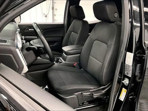 Used 2024 GMC Canyon Elevation w/ Convenience Package AWD/4WD image 23