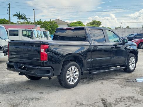 Used 2025 Chevrolet Silverado 1500 Custom RWD image 5
