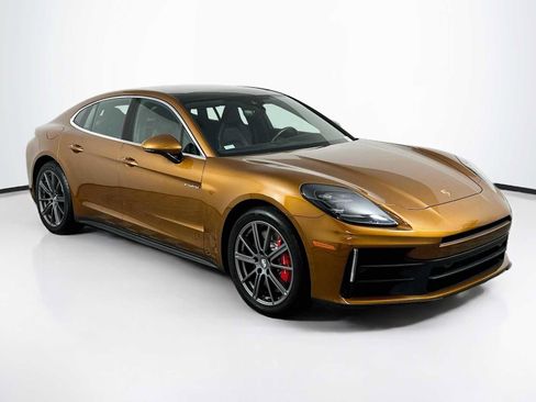 Certified 2025 Porsche Panamera 4S AWD/4WD image 7