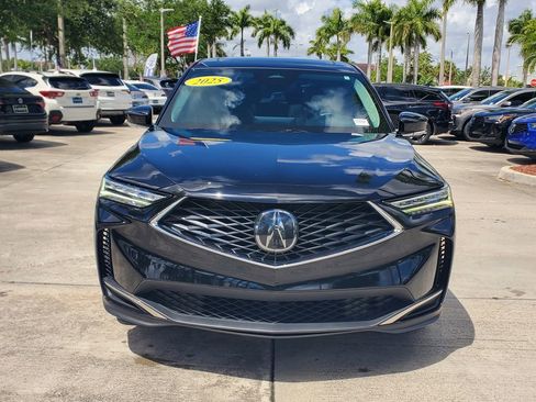 Certified 2025 Acura MDX FWD image 2