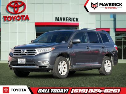 Used 2012 Toyota Highlander SE