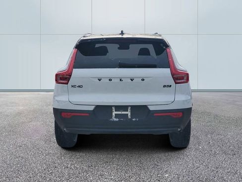 New 2026 Volvo XC40 B5 Ultra w/ Protection Package Premier image 5