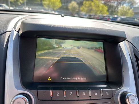 Used 2015 Chevrolet Equinox LT FWD image 19