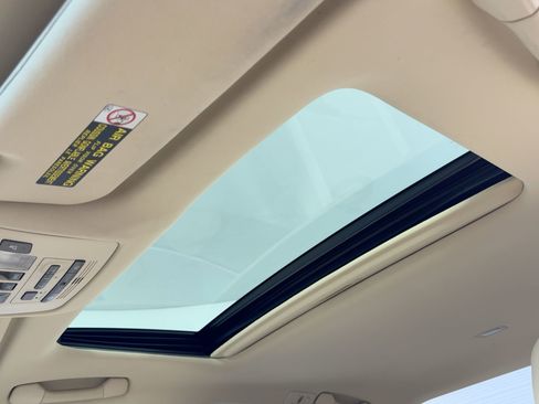 Used 2011 Lexus ES 350 image 15