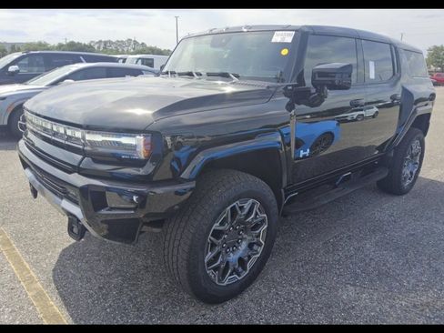 Used 2025 GMC Hummer EV 3X AWD/4WD image 3