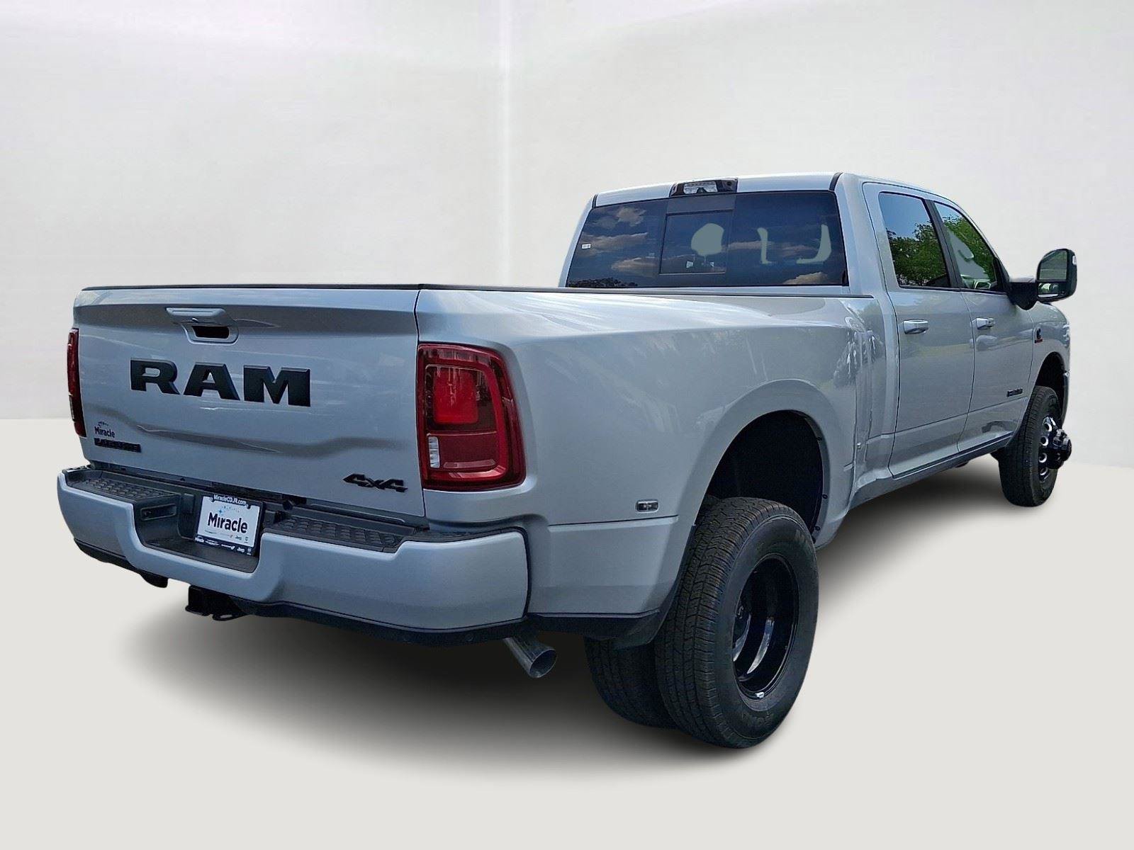 New 2026 RAM 3500 Laramie w/ Night Edition AWD/4WD image 3