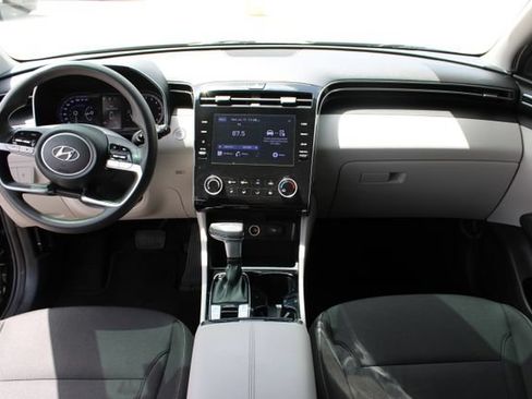 Used 2022 Hyundai Tucson SEL AWD/4WD image 16