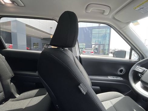 Used 2026 Hyundai Palisade SE FWD image 13