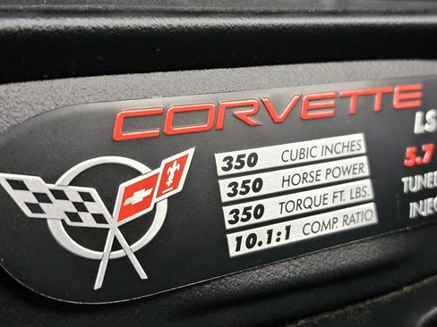 Used 2002 Chevrolet Corvette Coupe w/ Preferred Equipment Group2 image 36