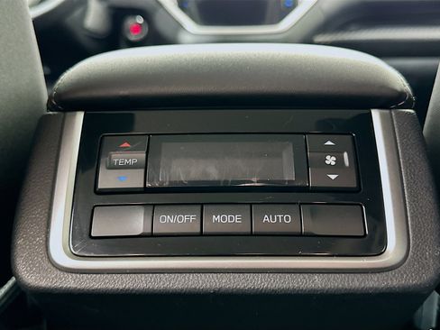 Used 2023 Subaru Ascent Premium w/ Convenience Package image 26