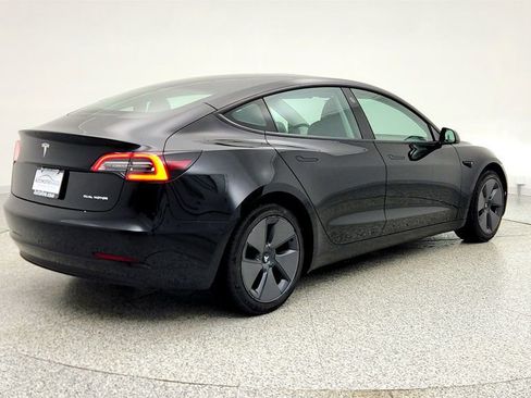 Used 2021 Tesla Model 3 Long Range image 5