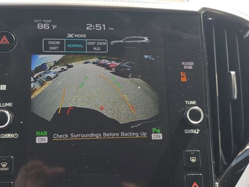 Used 2023 Subaru Ascent Limited image 8