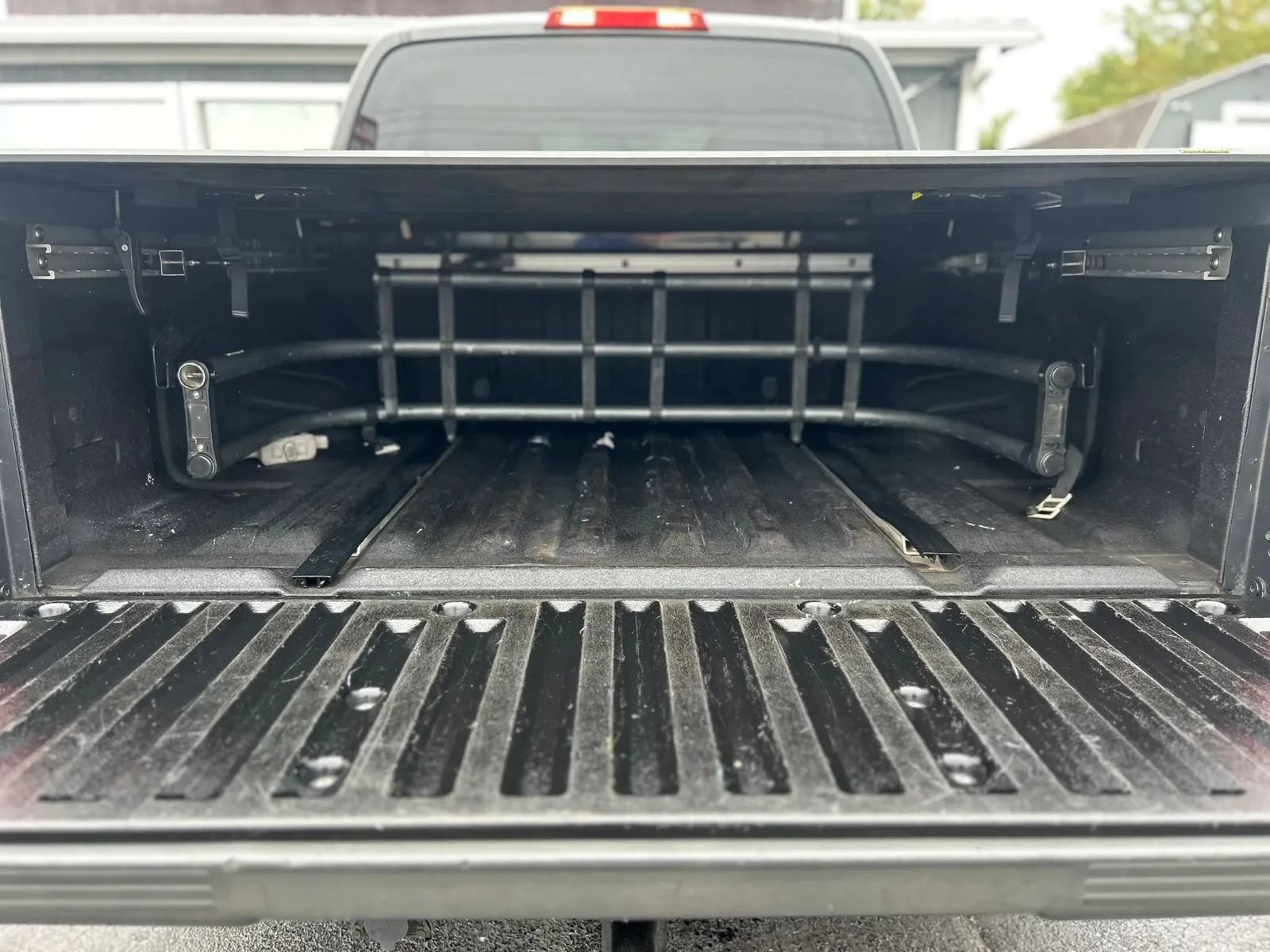 Used 2012 Nissan Frontier SV w/ SV Premium Utility Pkg AWD/4WD image 11