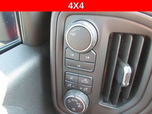Certified 2025 Chevrolet Silverado 2500 Custom w/ Custom Value Package AWD/4WD image 31