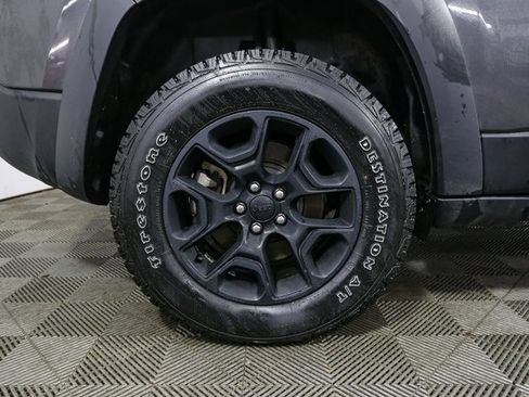 Used 2022 Jeep Cherokee Latitude w/ Sun & Sound Group image 15