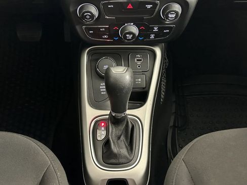 Used 2020 Jeep Compass Sport w/ Cold Weather Group AWD/4WD image 29