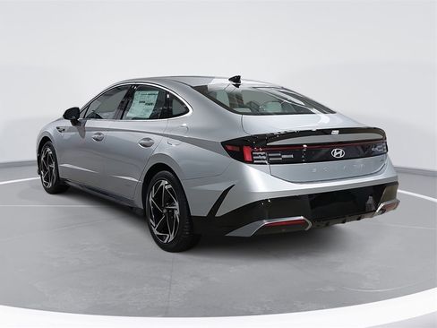 New 2026 Hyundai Sonata SEL image 7