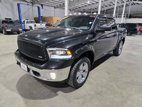 Used 2017 RAM 1500 Big Horn AWD/4WD image 2