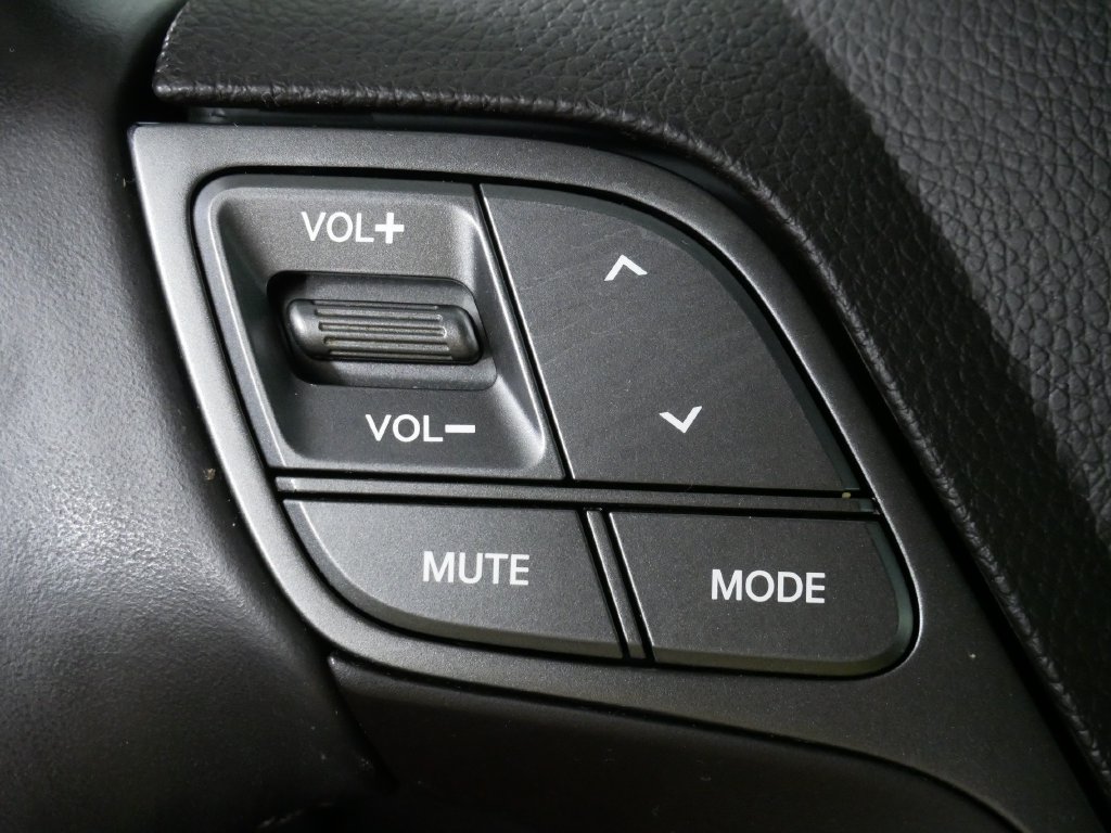 Used 2018 Hyundai Santa Fe Limited AWD/4WD image 25