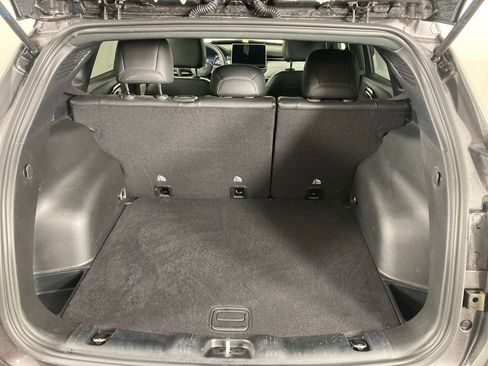 Used 2024 Jeep Compass Limited image 22