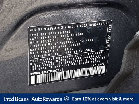 Used 2026 Volkswagen Tiguan SE FWD image 31