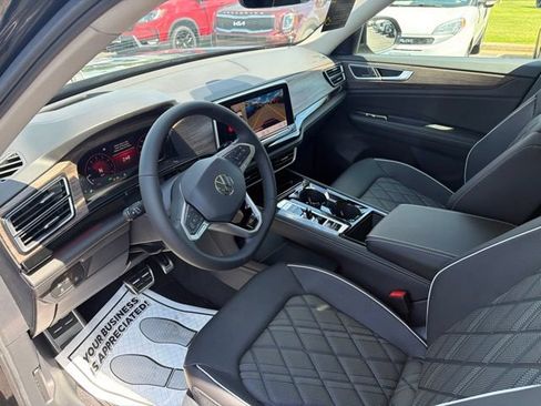 New 2026 Volkswagen Atlas SEL Premium R-Line AWD/4WD image 4
