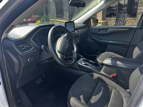 Used 2025 Ford Escape Active AWD/4WD image 7