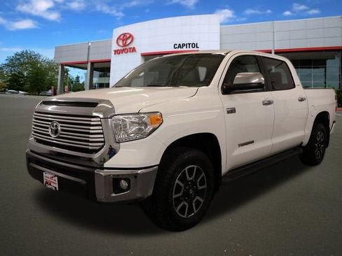 Used 2015 Toyota Tundra Limited w/ Limited Premium Package AWD/4WD image 6