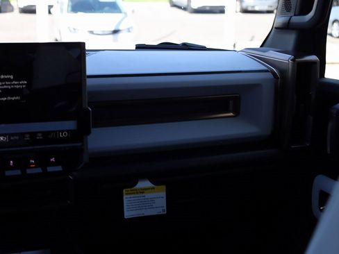New 2025 GMC Hummer EV 3X w/ Extreme Off-Road Package image 21